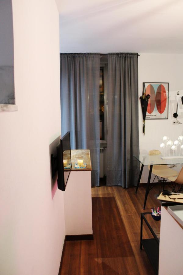 L' Altobasso Apt - Atypical Neapolitan House Luaran gambar