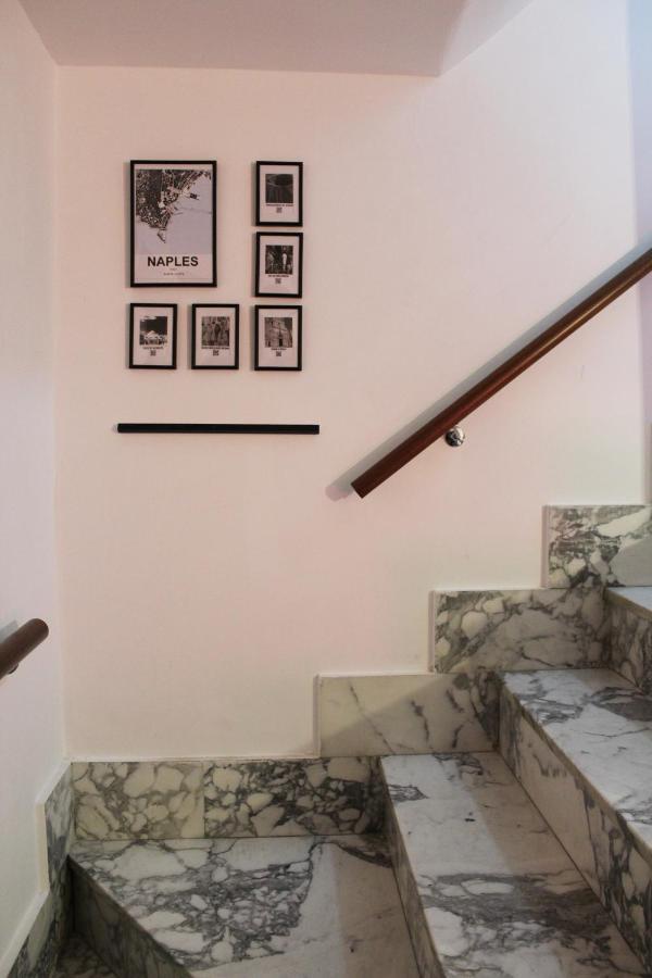 L' Altobasso Apt - Atypical Neapolitan House Luaran gambar